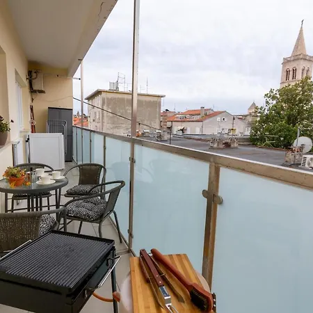 By The Sea - 19500 Apartamento Zadar